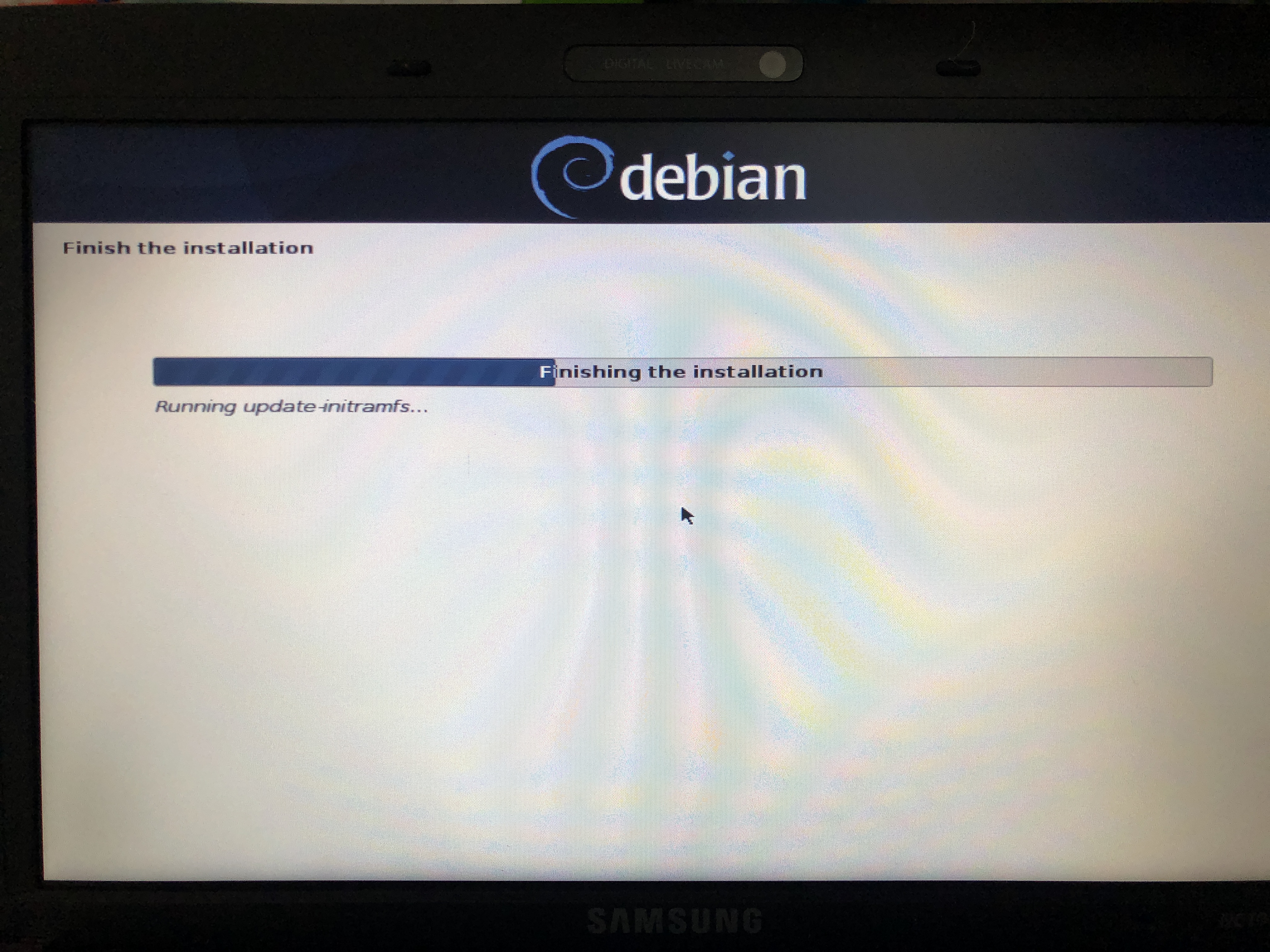 Installing Debian 